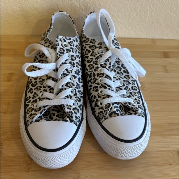 NWOB Converse Street All Star Low Leopard Cheetah Animal Print  Sneakers 7.5 - Picture 6 of 11
